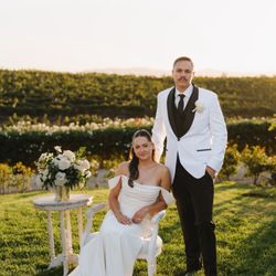 Villa de Amore - Bride and Groom during Golden Hour| Nathan Goodwin Photography - Villa De Amore In-House Wedding Photographer @nathan.mp4