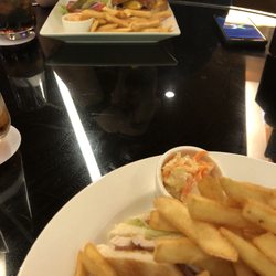 天翔吧 - My dad got the marriot burger looks good too