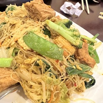 Din Ho Chinese BBQ - N16. Singapore Fried Rice Noodle - Barbeque Near Me - Austin, Texas