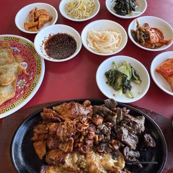 E Tae Won Express - Trio platter - Korean Near Me - Fayetteville, North Carolina E Tae Won Express - Trio platter - Korean Near Me - Fayetteville, North Carolina