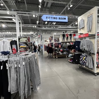 Old Navy - Men's Clothing Near Me - Valley City, Utah