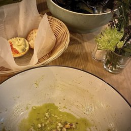When life gives you mussels, make a mini-scallop soup! When life gives you mussels, make a mini-scallop soup!