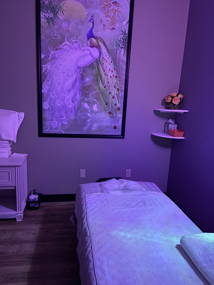 WELL FOOT SPA 32 Photos & 33 Reviews 1525 Cypress Creek Rd, Cedar