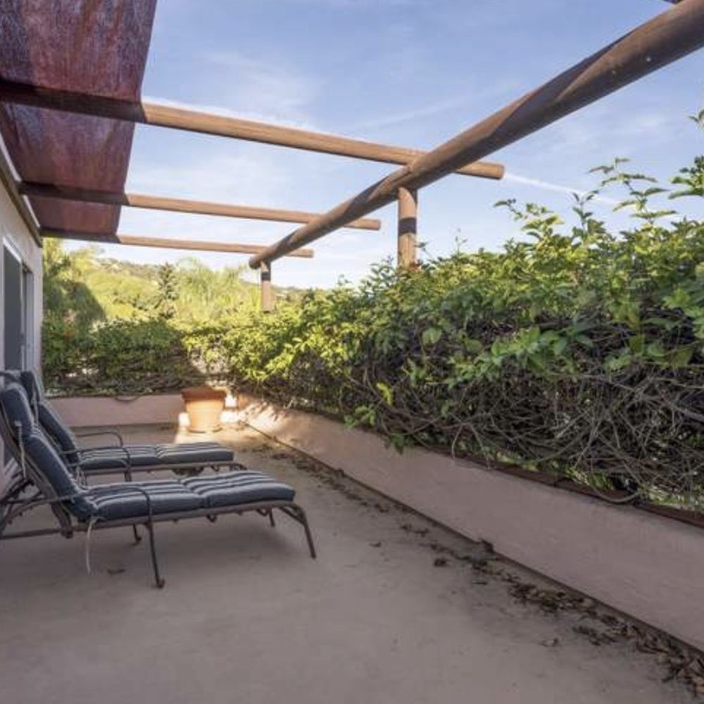 Daniel Allen Construction - Balcony before - General Contractors Near Me - Santa Barbara, California Daniel Allen Construction - Balcony before - General Contractors Near Me - Santa Barbara, California