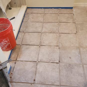 Big joe flooring works - a tile floor in a bathroom - Flooring Near Me Big joe flooring works - a tile floor in a bathroom - Flooring Near Me