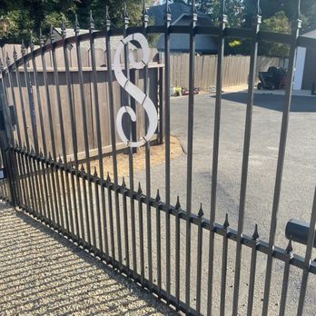 Top Choice Fencing - They even welded additional pickets at the bottom of the gate to prevent our dogs from getting through the gate. - Fences & Gates Near Me - Fresno, California Top Choice Fencing - They even welded additional pickets at the bottom of the gate to prevent our dogs from getting through the gate. - Fences & Gates Near Me - Fresno, California