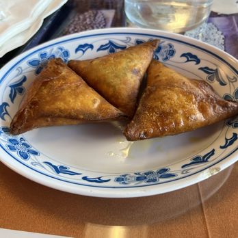 Aberus Ethiopian Restaurant - Samosas - Ethiopian Near Me - Portland, Oregon