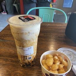 Winter Melon Milk Tea with Wow Bubble & the Crunchy Cheese Curds