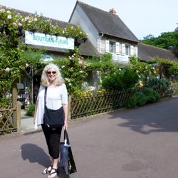 Pacific Harbor Travel - Giverny, France - July, 2017