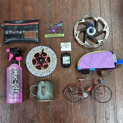 Kickstand Culture - Clocks made from cassettes and discs, bags made from recycled inner tubes and materials.