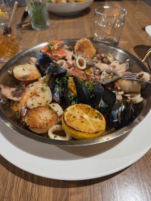 El Dorado Hotel by null