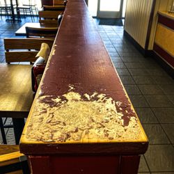 Wayback Burgers - Waiting area