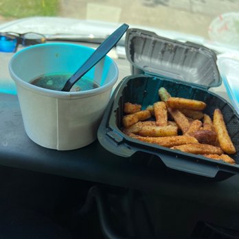 Lunch Box - Sugary french onion soup and Cajun fries - American Near Me - Dearborn Heights, Michigan