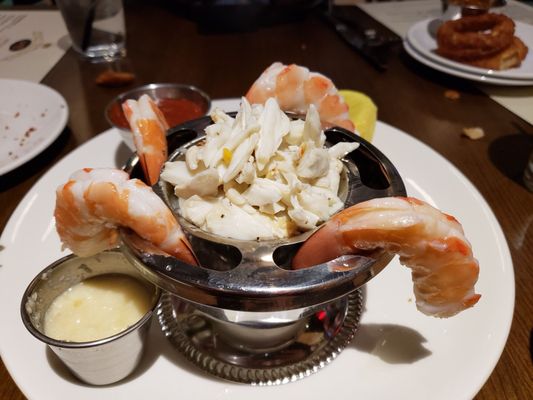 Royal Britannia Gastropub - The Venetian by null
