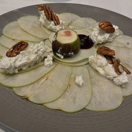 Pear carpaccio Pear carpaccio
