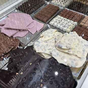 Venchi - Hand-made chocolates - Ice Cream & Frozen Yogurt Near Me - New York, New York Venchi - Hand-made chocolates - Ice Cream & Frozen Yogurt Near Me - New York, New York