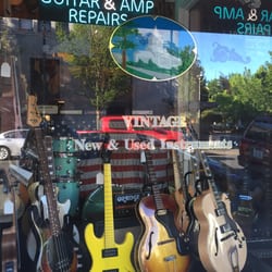 Capital City Guitars - Store front