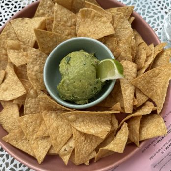 Talea Beer - Chips and guacamole - Breweries Near Me - Brooklyn, New York