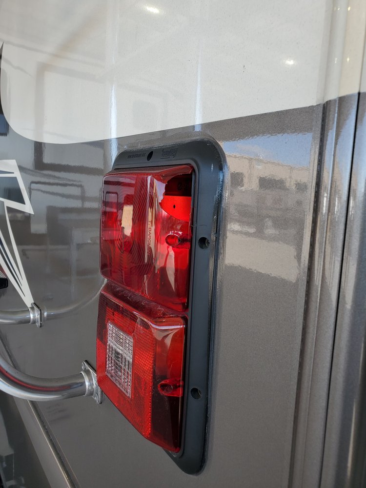 GENERAL RV CENTER 58 Photos & 152 Reviews RV Dealers 13396 E US