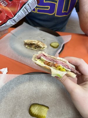 JUNIOR’S FAMOUS SANDWICHES - Updated December 2025 - 10 Photos & 20