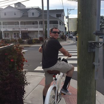 Dogfish Inn - Beach cruiser for cruising the town - Hotels Near Me - Lewes, Delaware