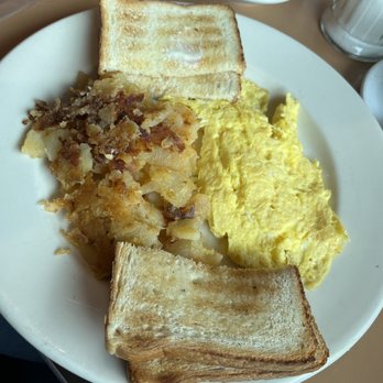 Red Line Diner - Diners Near Me - Fishkill, New York Red Line Diner - Diners Near Me - Fishkill, New York