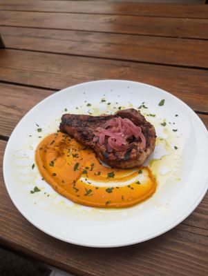 Feast Market & Delicatessen by null