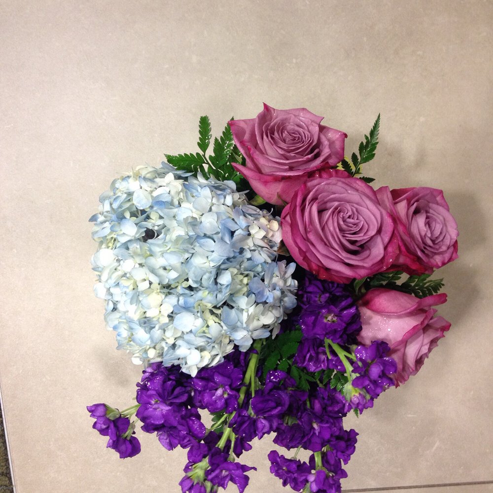 Ever-Bloom - Beautiful! - Florists Near Me - Omaha, Nebraska