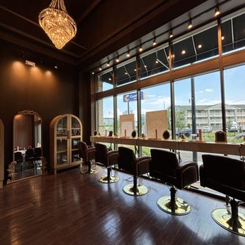Nash Head Spa - Hair Stylists Near Me - Nashville, Tennessee Nash Head Spa - Hair Stylists Near Me - Nashville, Tennessee