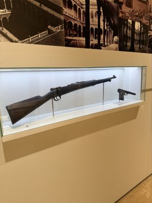 Alcázar de Toledo by null