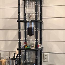 It brews coffee, but it takes a really long time to do it! It brews coffee, but it takes a really long time to do it!