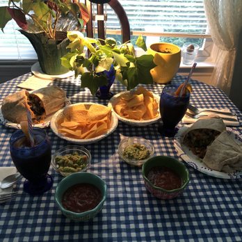 Salsa Fresca Mexican Grill - Salsa Fresca at home Raja burritos, amazing guacamole, chips & salsa. - Salad Near Me - Peekskill, New York