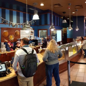 Garrett Popcorn Shops - Popcorn Shops Near Me - Chicago, Illinois
