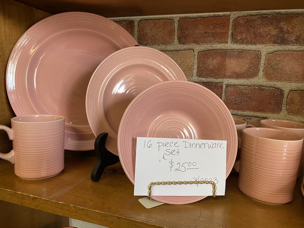 TWO BY TWO THRIFT STORE Updated September 2024 39 Photos 150 N