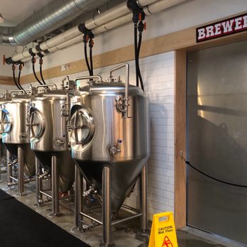 Bear's Smokehouse - The pilot brew system - run in collaboration with Black Hog Brewing in Oxford - Barbeque Near Me - New Haven, Connecticut Bear's Smokehouse - The pilot brew system - run in collaboration with Black Hog Brewing in Oxford - Barbeque Near Me - New Haven, Connecticut