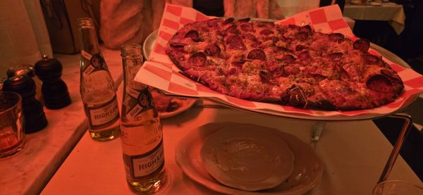 PIZZ'AMICI by null
