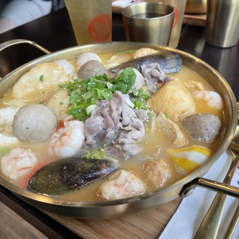 Big Way Hot Pot - Hot Pot Near Me - Burnaby, British Columbia