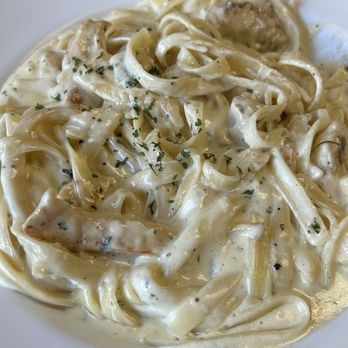 Nick's Italian Kitchen - Chicken Alfredo - Pizza Near Me - Buena Vista, Virginia Nick's Italian Kitchen - Chicken Alfredo - Pizza Near Me - Buena Vista, Virginia