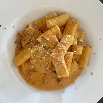 Marco's Grill & Deli - Vodka rigatoni - Italian Near Me - Kahului, Hawaii Marco's Grill & Deli - Vodka rigatoni - Italian Near Me - Kahului, Hawaii