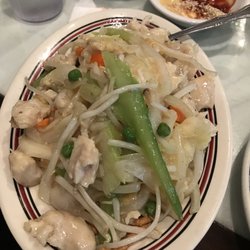 Saigon Kitchen - Chicken chow mein with crispy noodles