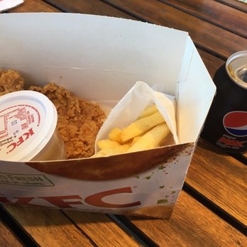 KFC - $5 Tabasco chicken box - Fast Food Near Me - Reservoir, VIC KFC - $5 Tabasco chicken box - Fast Food Near Me - Reservoir, VIC