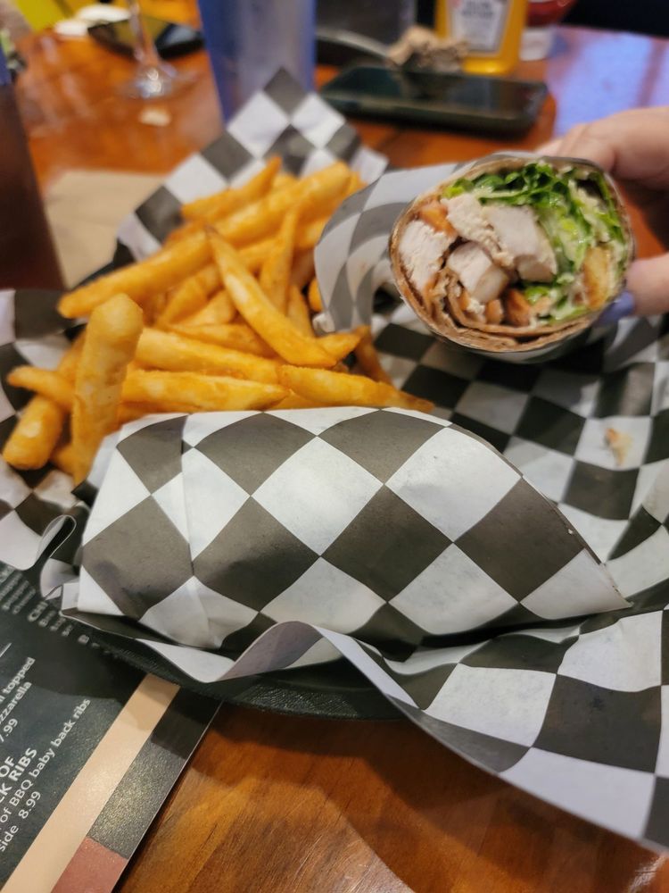 Geronimos Grill Image
