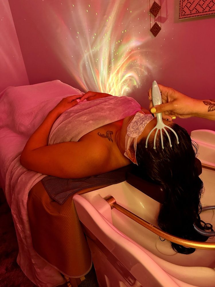 Hair By Mar Logo