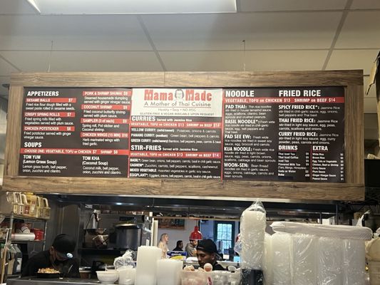 Mama Made Thai by null