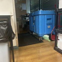 Labcorp - Liquid on floor