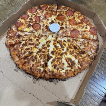 Round Table Pizza - AbsolutbBS ... 12 small slices of pepperoni on a large half cheese half pepperoni pizza... I paid $26 for this trash! - Pizza Near Me - Upland, California Round Table Pizza - AbsolutbBS ... 12 small slices of pepperoni on a large half cheese half pepperoni pizza... I paid $26 for this trash! - Pizza Near Me - Upland, California