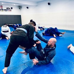 Mat Chess Mixed Martial Arts - Gi Jiu Jitsu @MatChessMMA
Monday 5:30pm - 7:30pm
Tuesday 6pm - 7:30pm