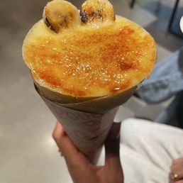 Banana Inferno Brle and Nutella Butter with extra Nutella strawberries and custard on the side Banana Inferno Brle and Nutella Butter with extra Nutella strawberries and custard on the side