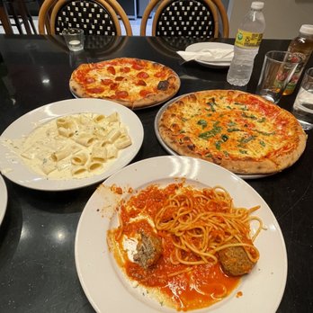 I Tre Mori - Pizza Near Me - Indianapolis, Indiana