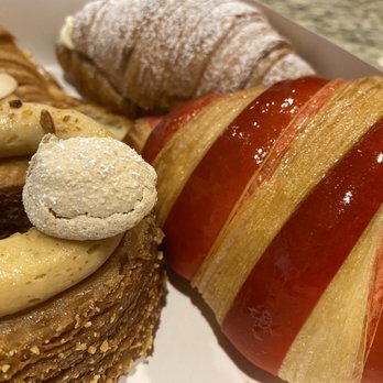 Cremcrittos - Bakeries Near Me - McKinney, Texas